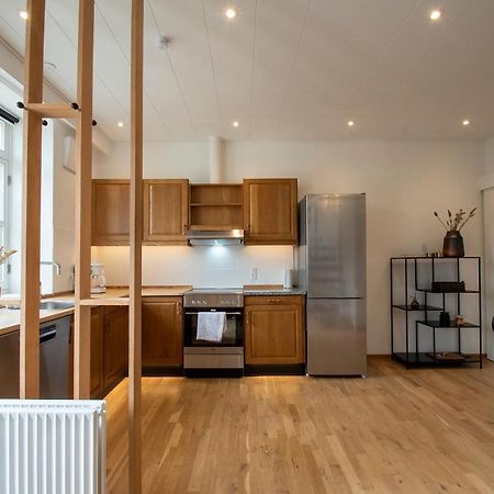 Stylish Two Floor Deluxe Apartment - 2 Bedroom ซันเดอร์เบิร์ก ภายนอก รูปภาพ